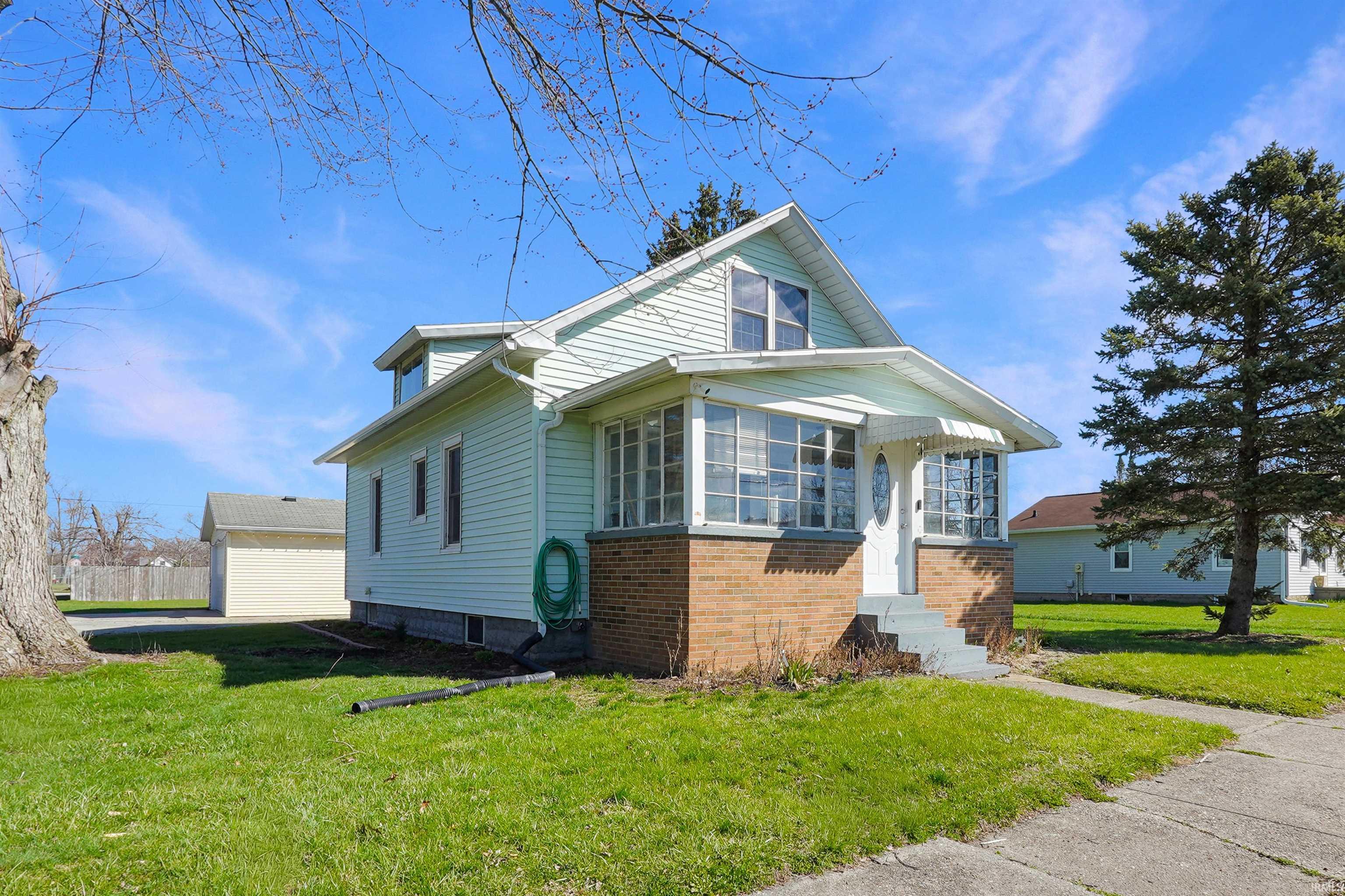 1113 Baker Avenue