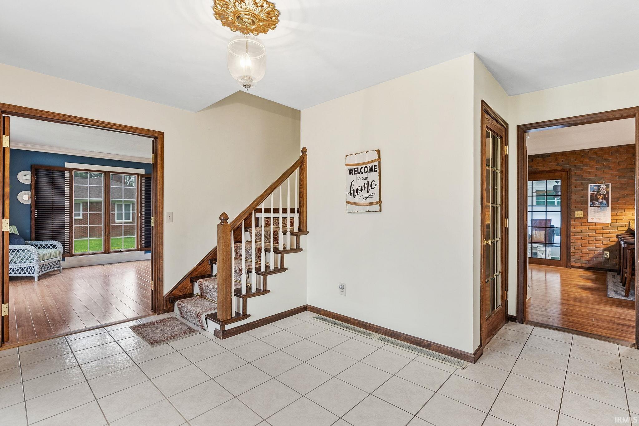 1910 Deer Trail
