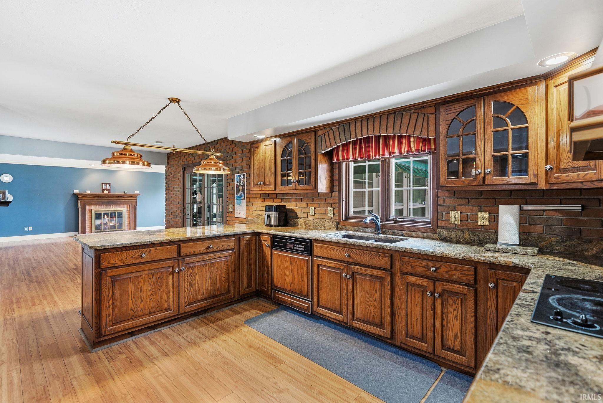 1910 Deer Trail
