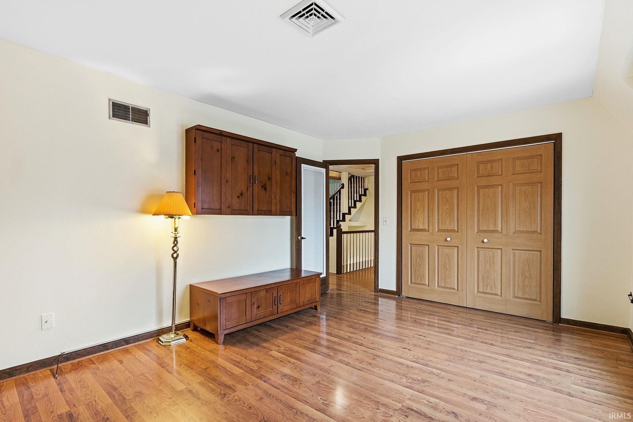 1910 Deer Trail