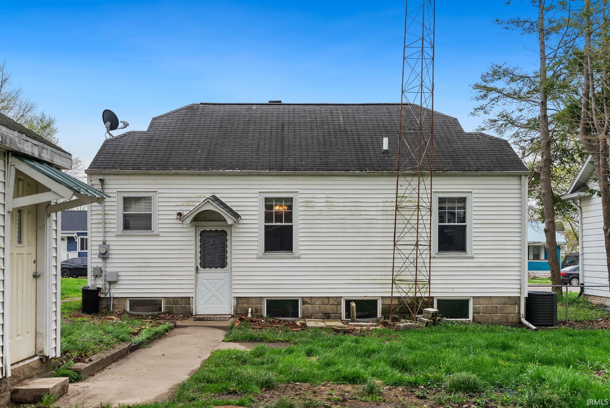 735 E Main Street