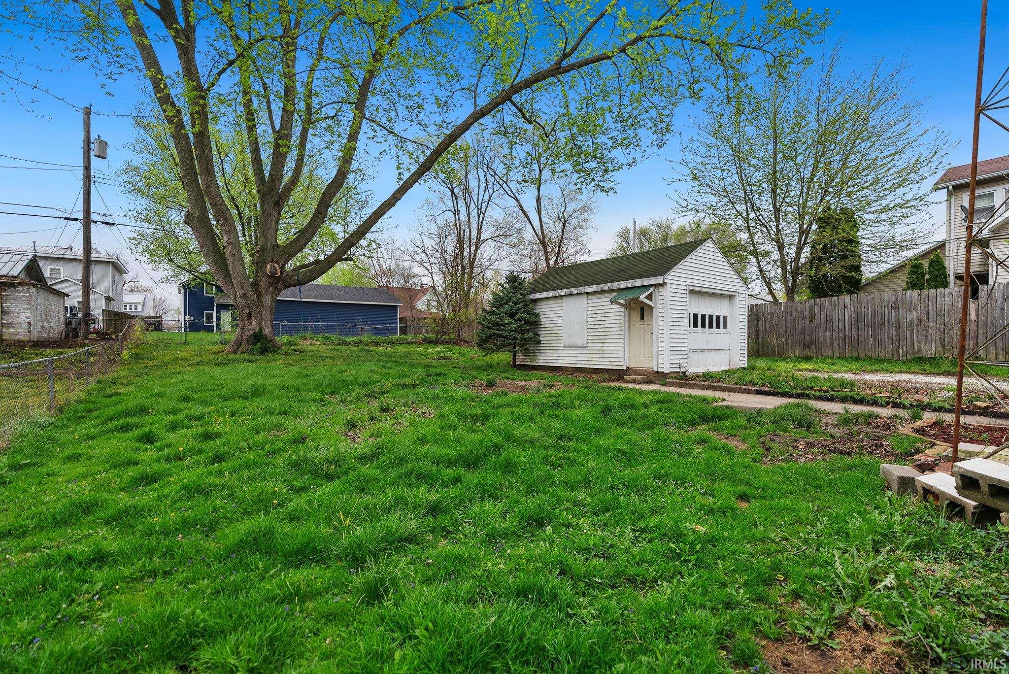 735 E Main Street