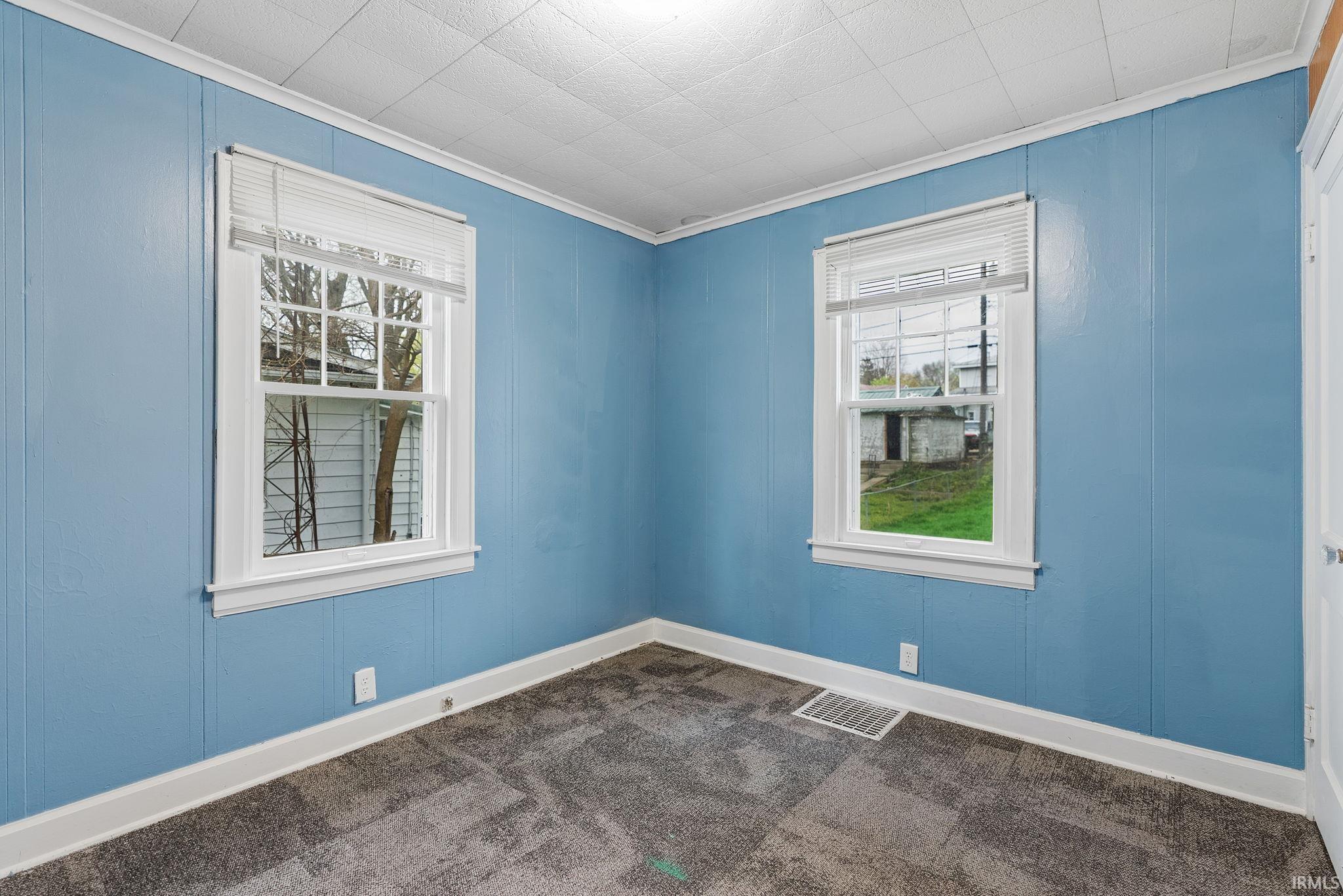 735 E Main Street