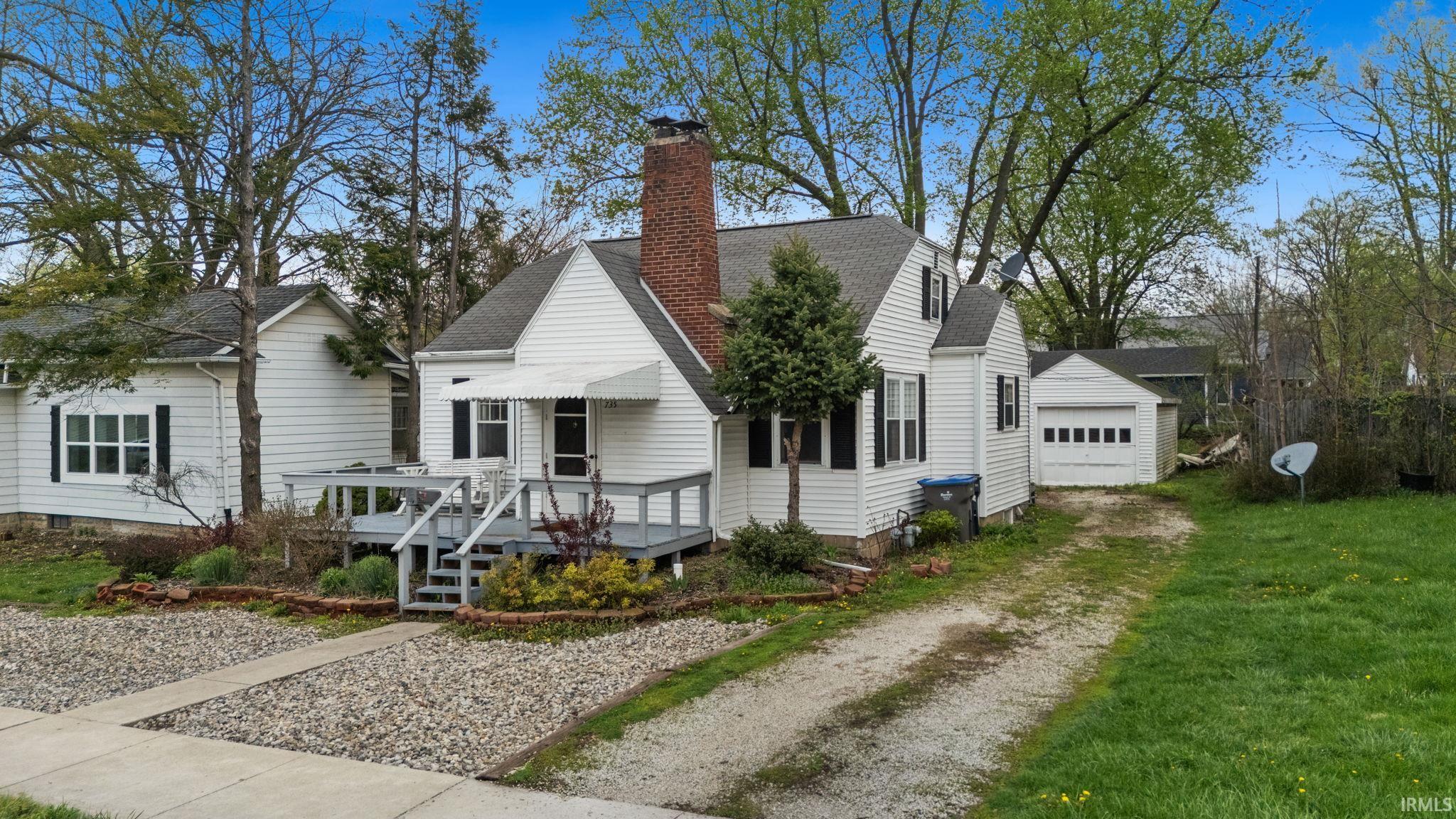 735 E Main Street