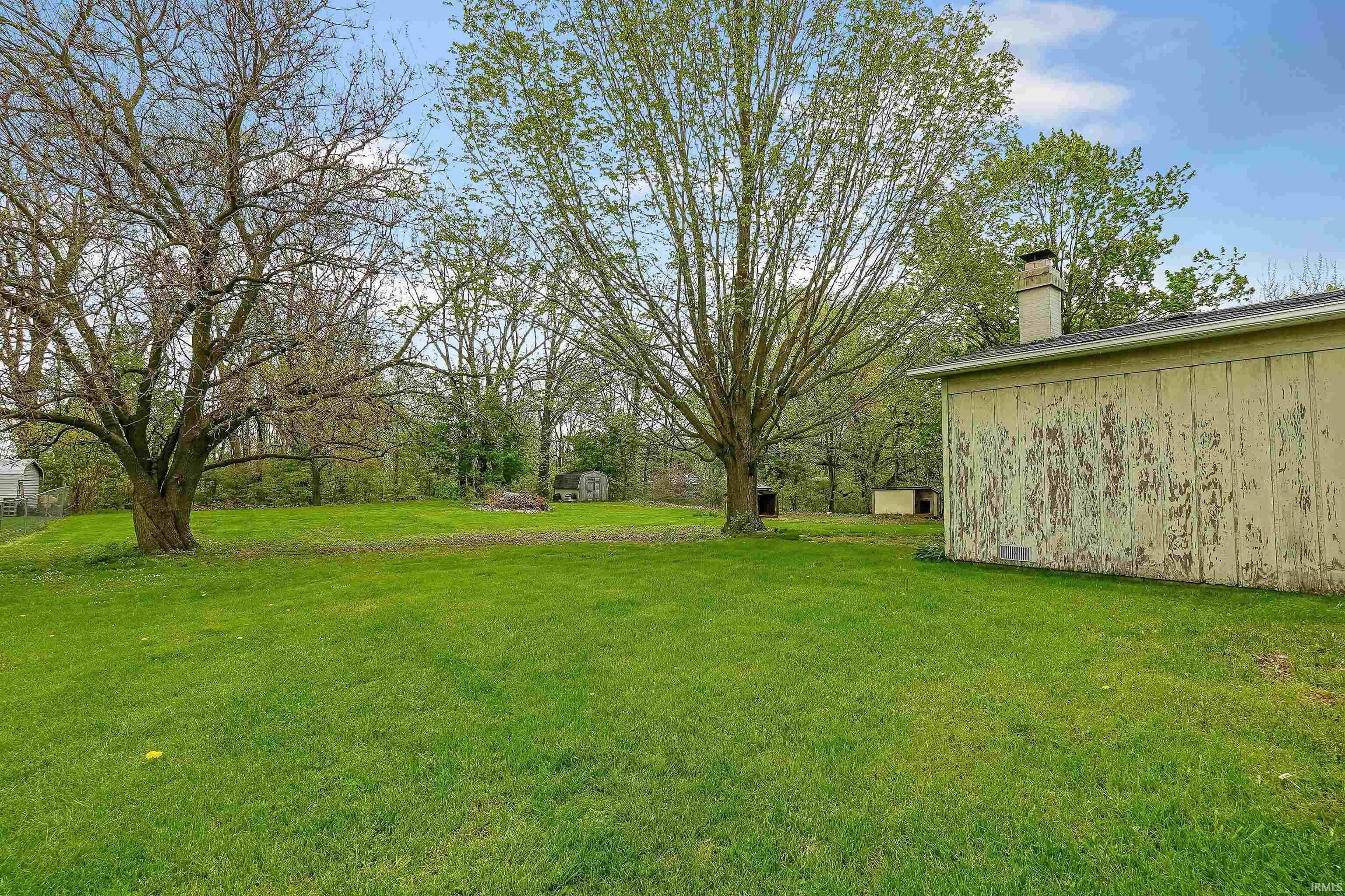 190 N River Road