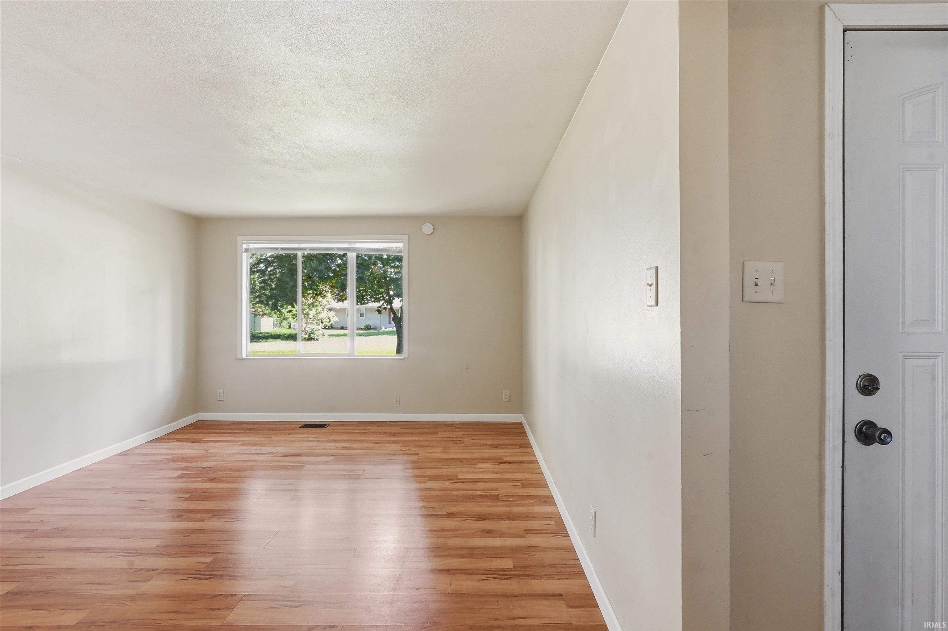 606 W Elm Street