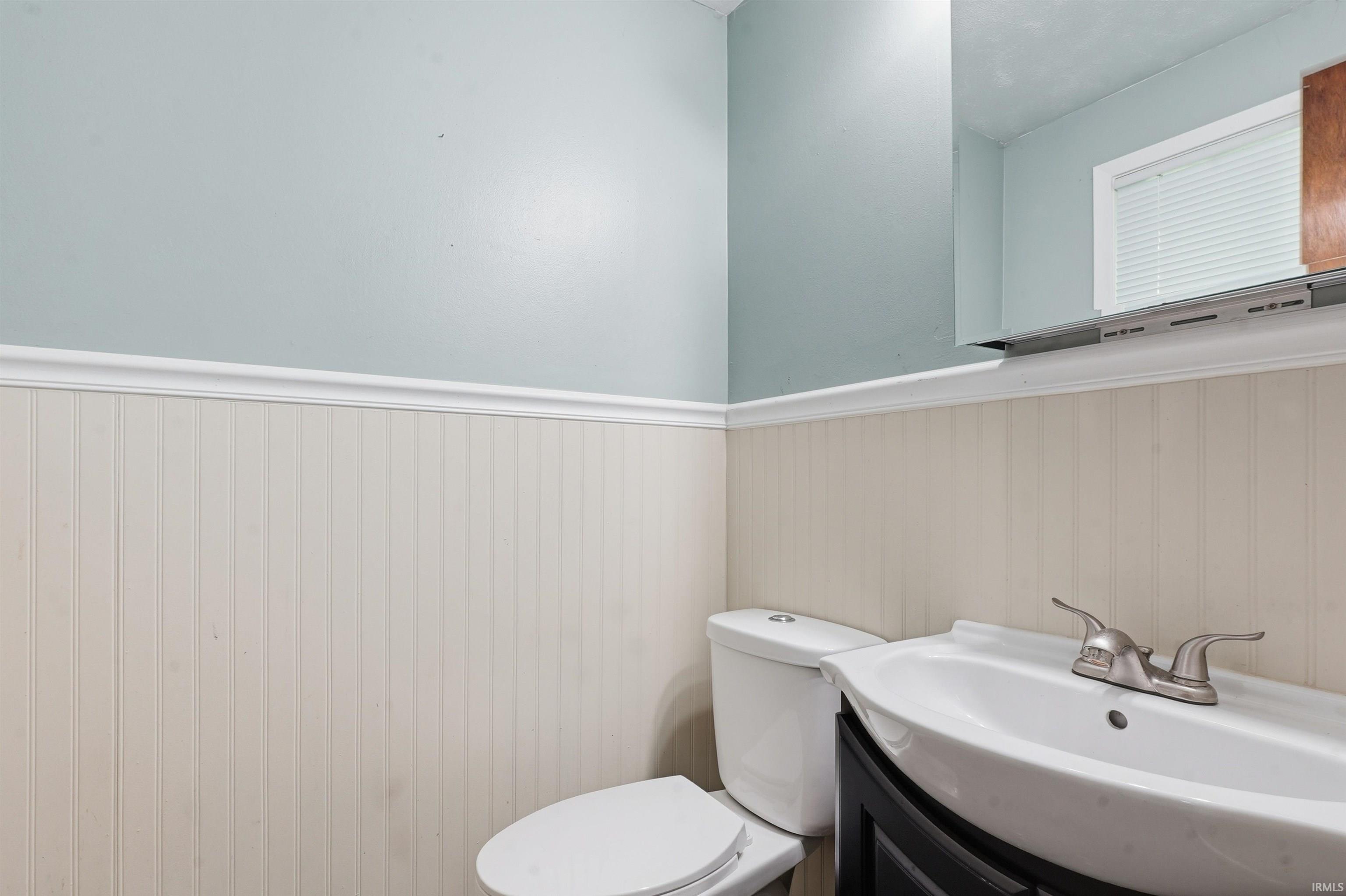 606 W Elm Street