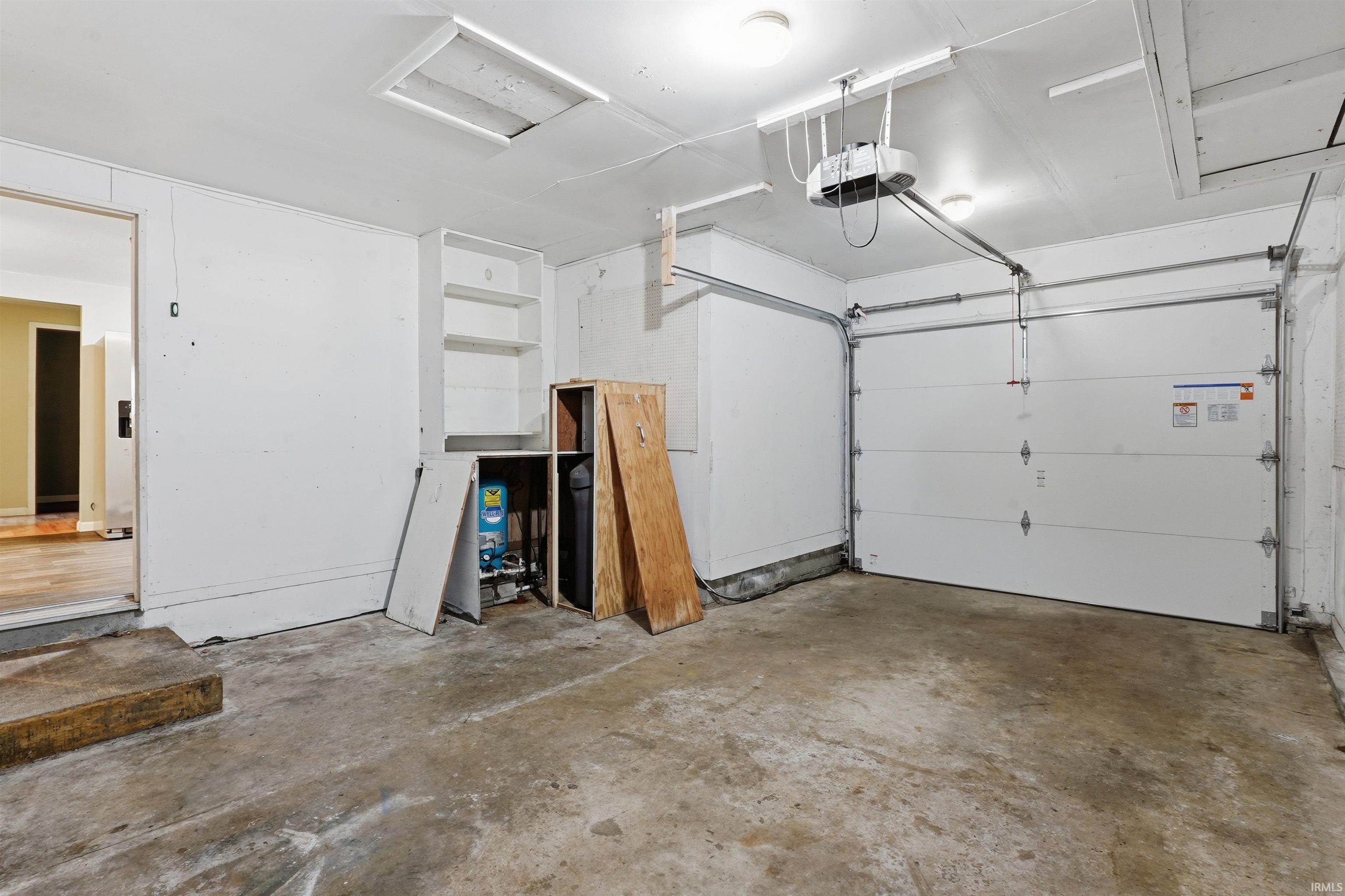 606 W Elm Street