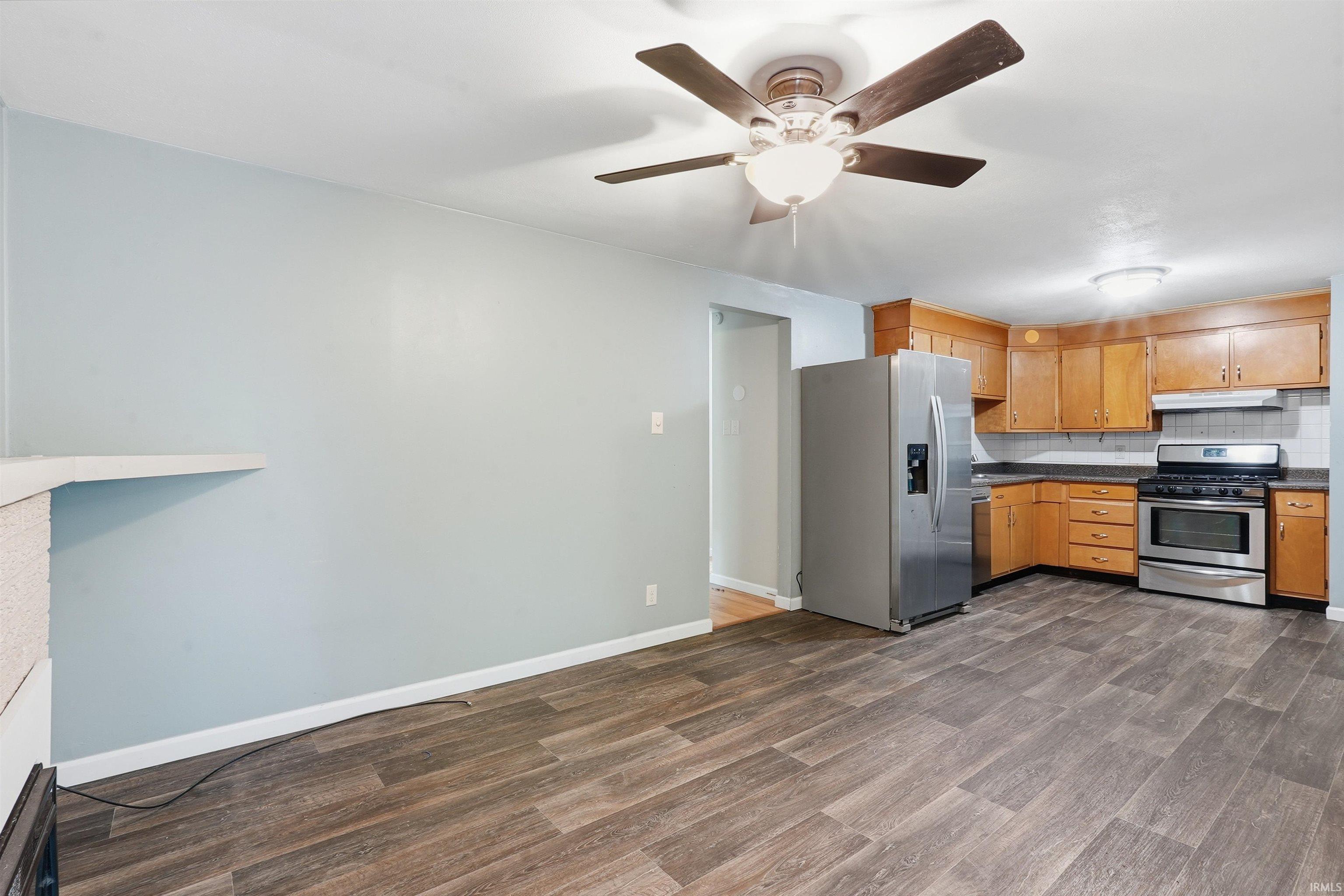 606 W Elm Street