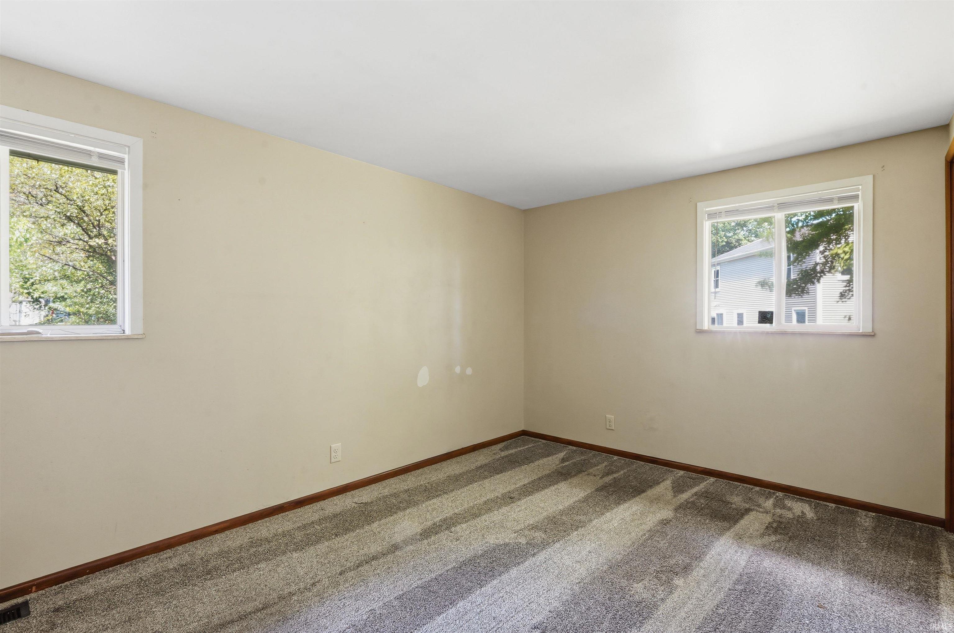 606 W Elm Street