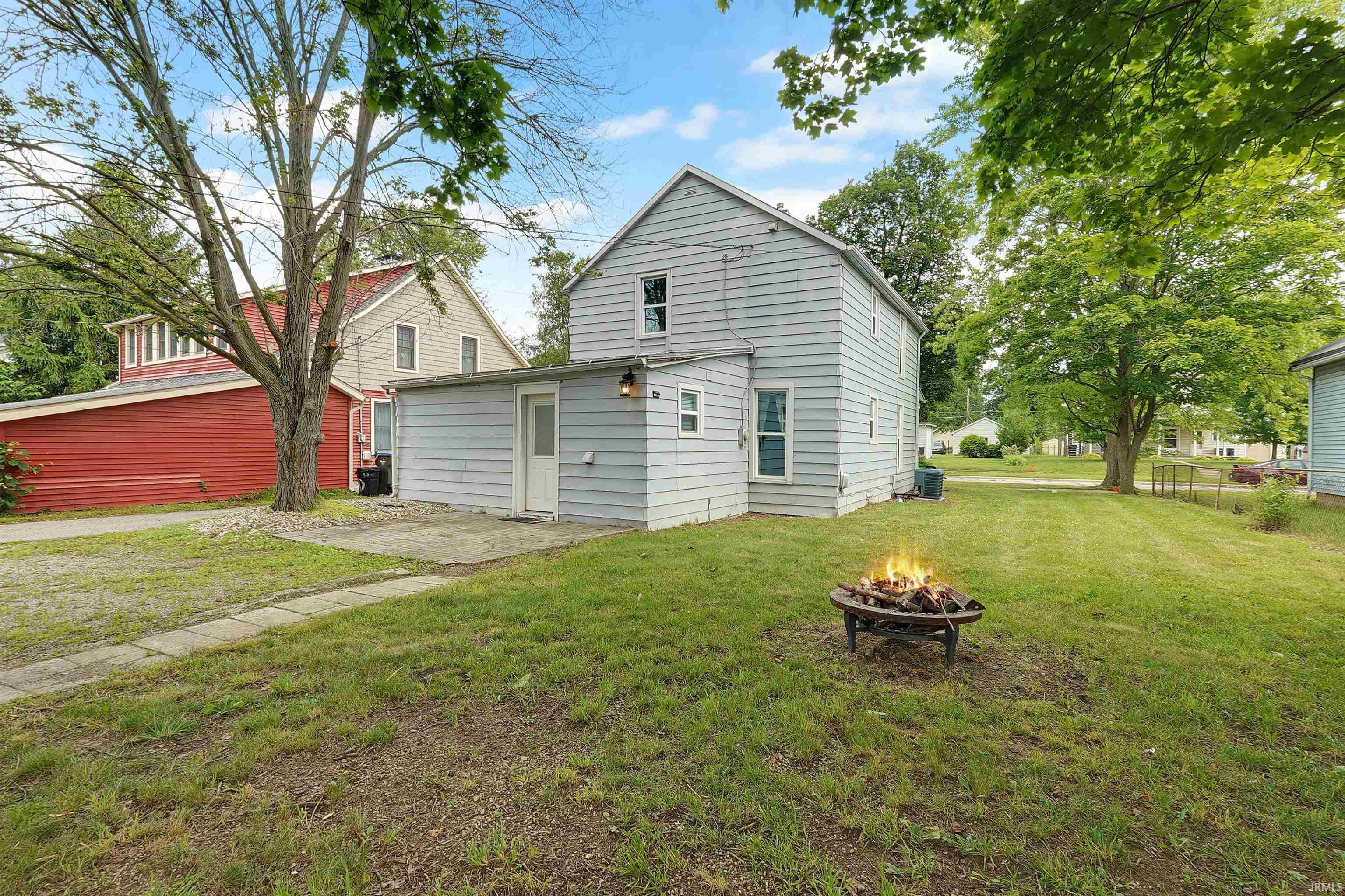 920 E Fort Wayne Street
