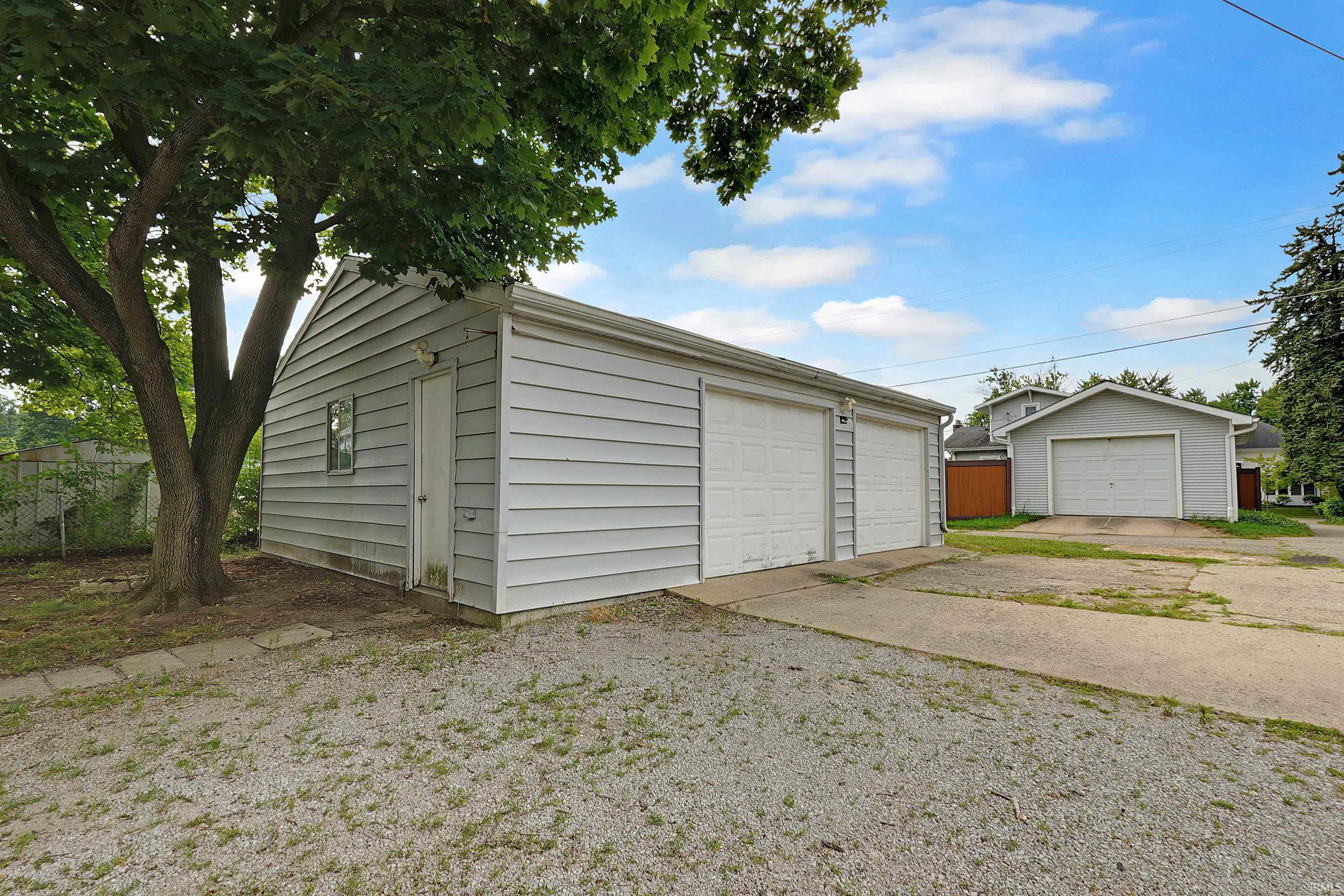920 E Fort Wayne Street