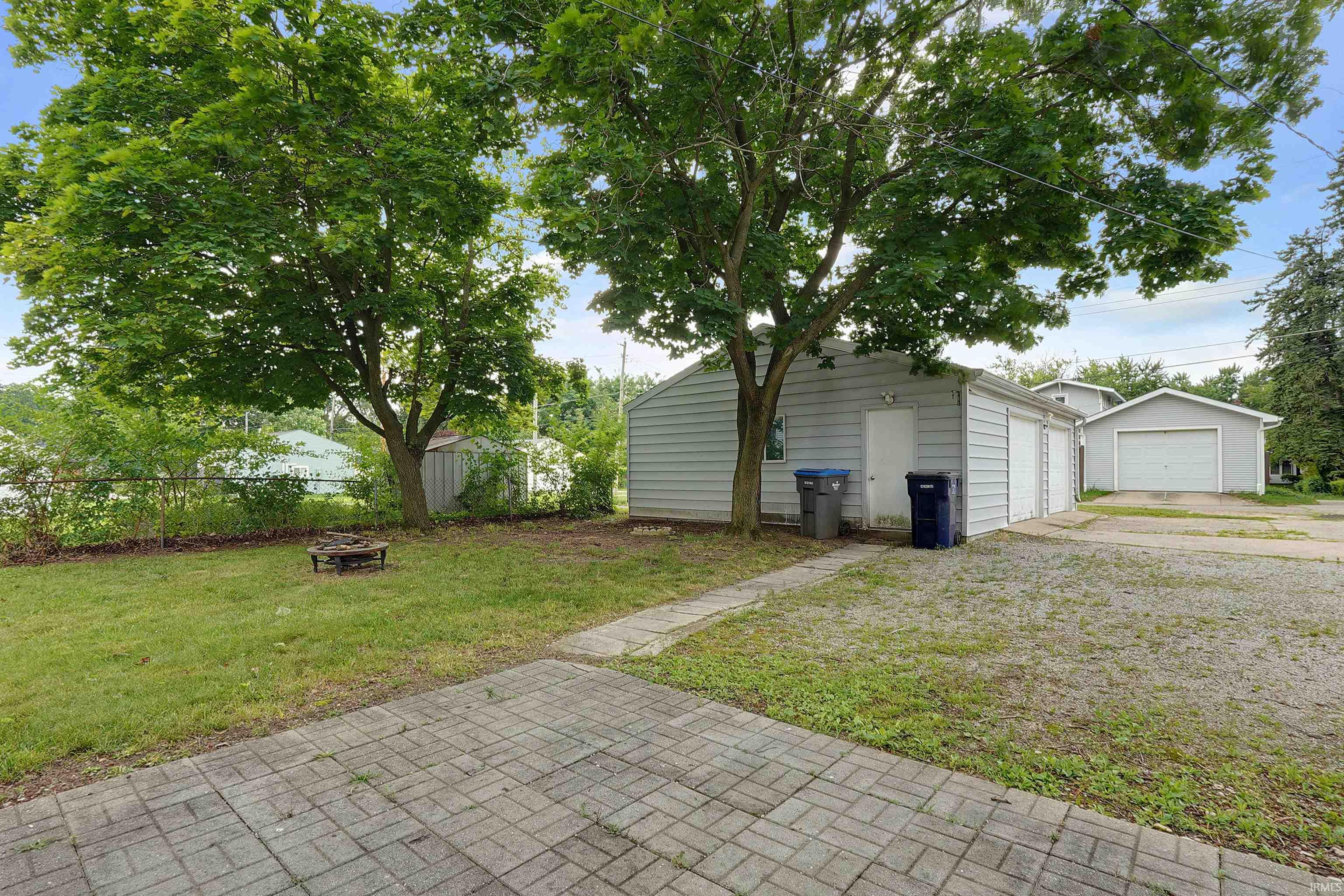 920 E Fort Wayne Street