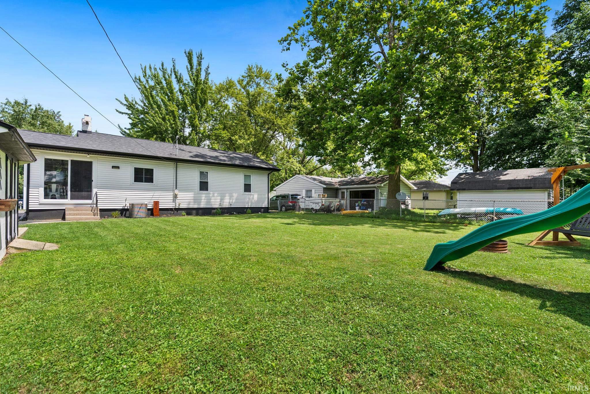 215 E Maple Grove Street