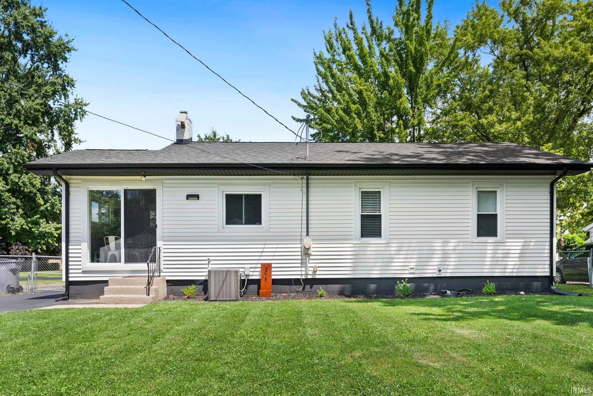 215 E Maple Grove Street