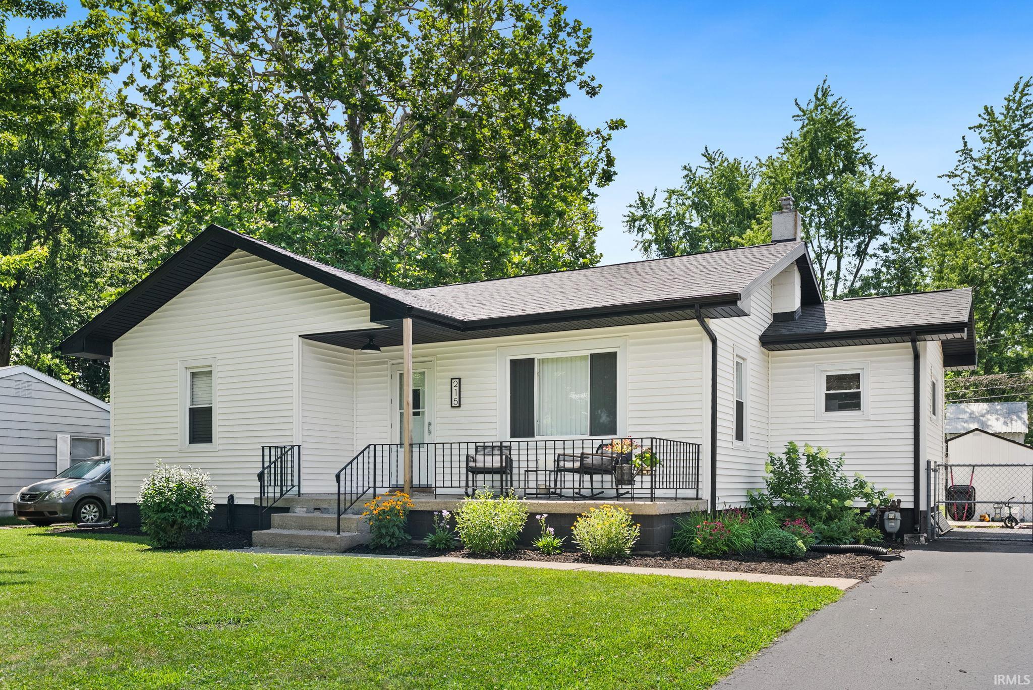 215 E Maple Grove Street
