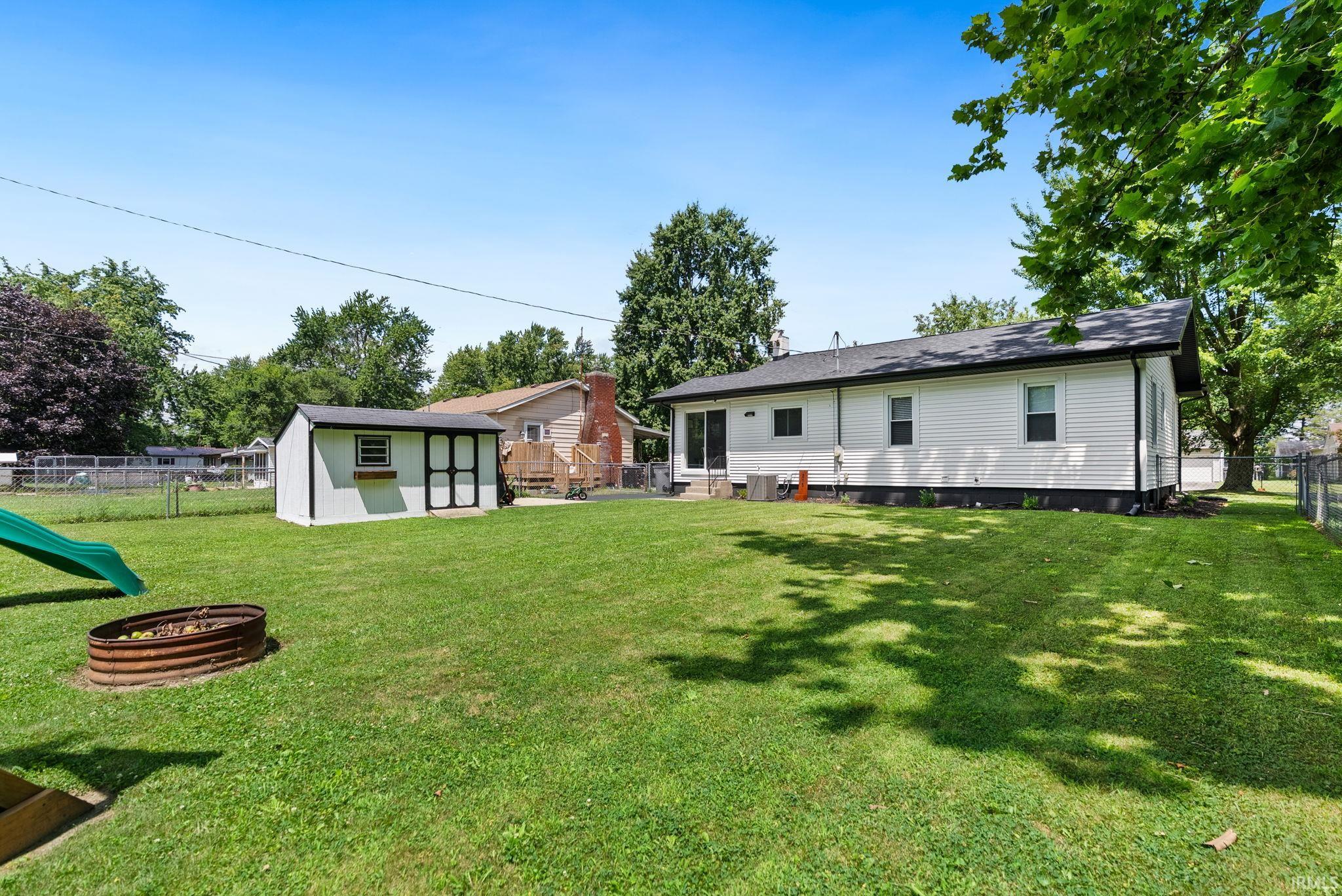 215 E Maple Grove Street