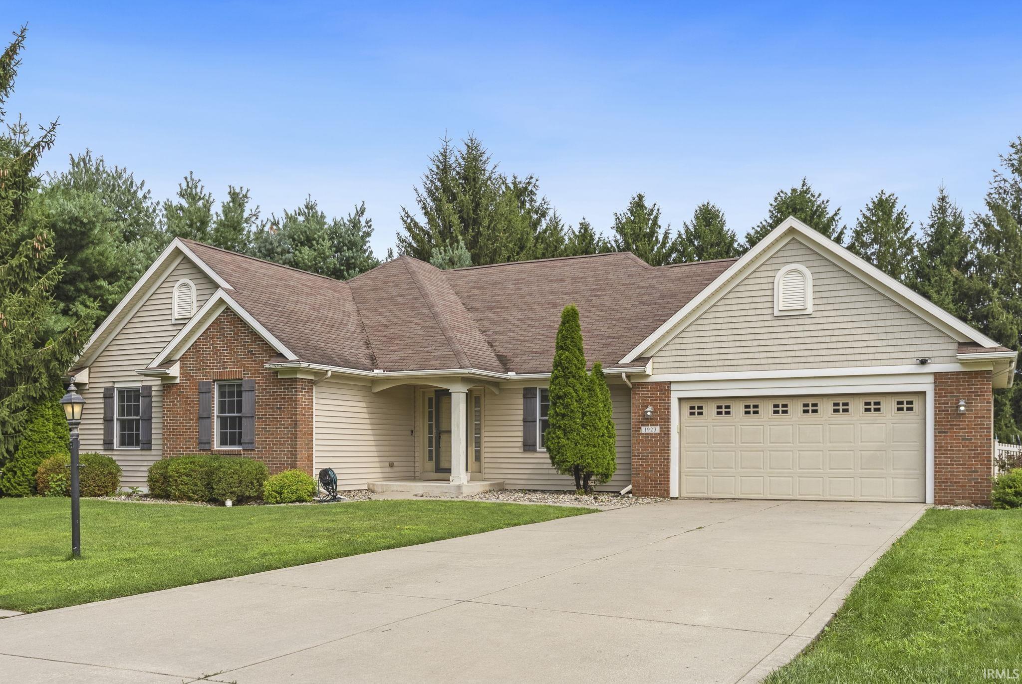 1923 Greenwood Drive