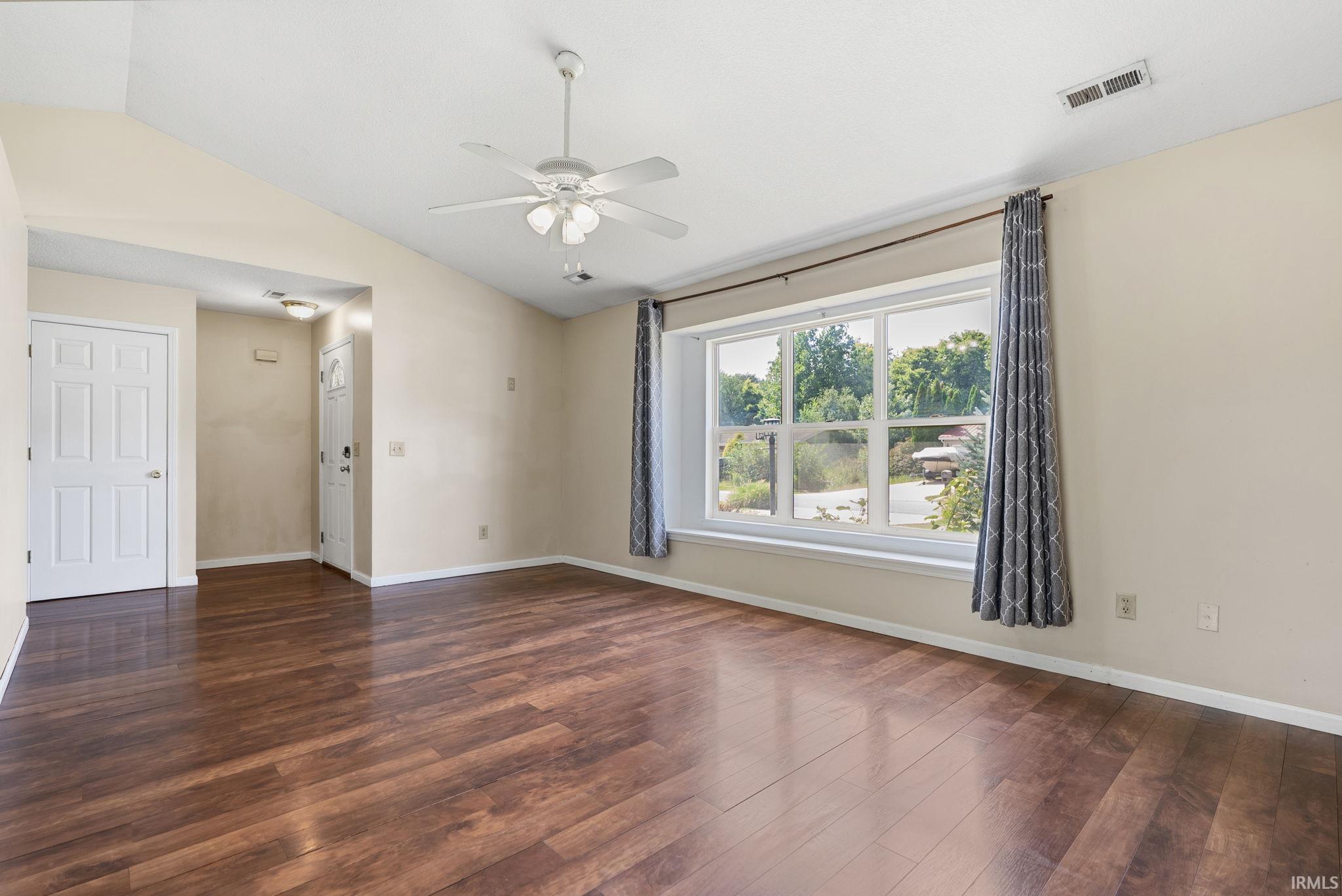 1844 N Vicky Lane