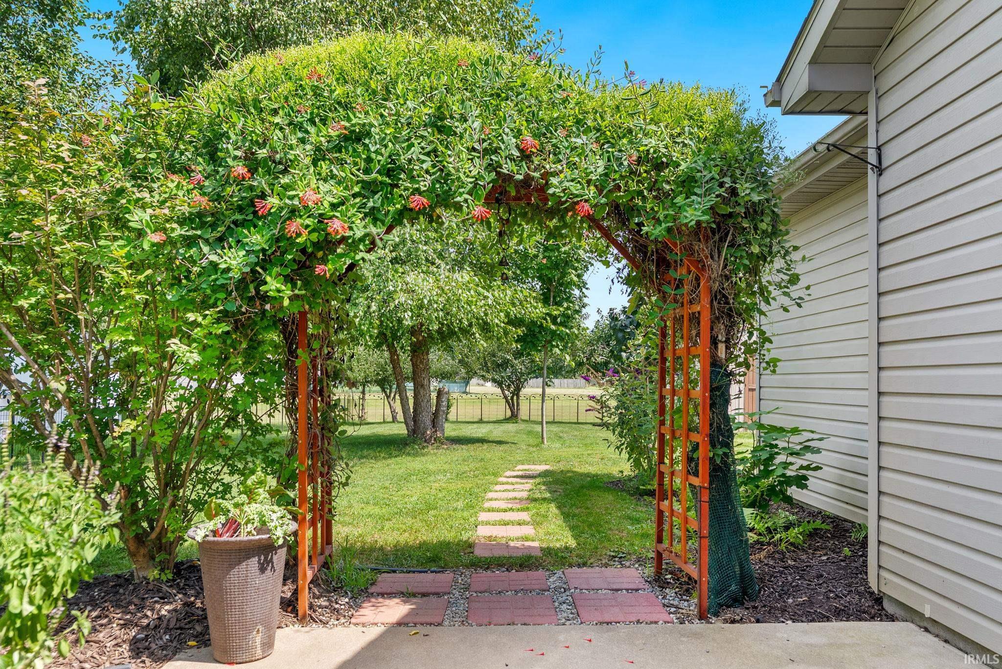 1844 N Vicky Lane