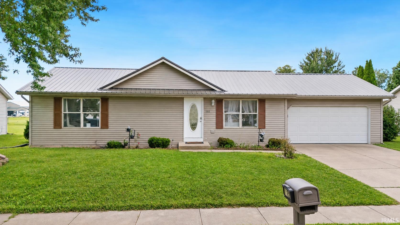 1112 Harvest Drive