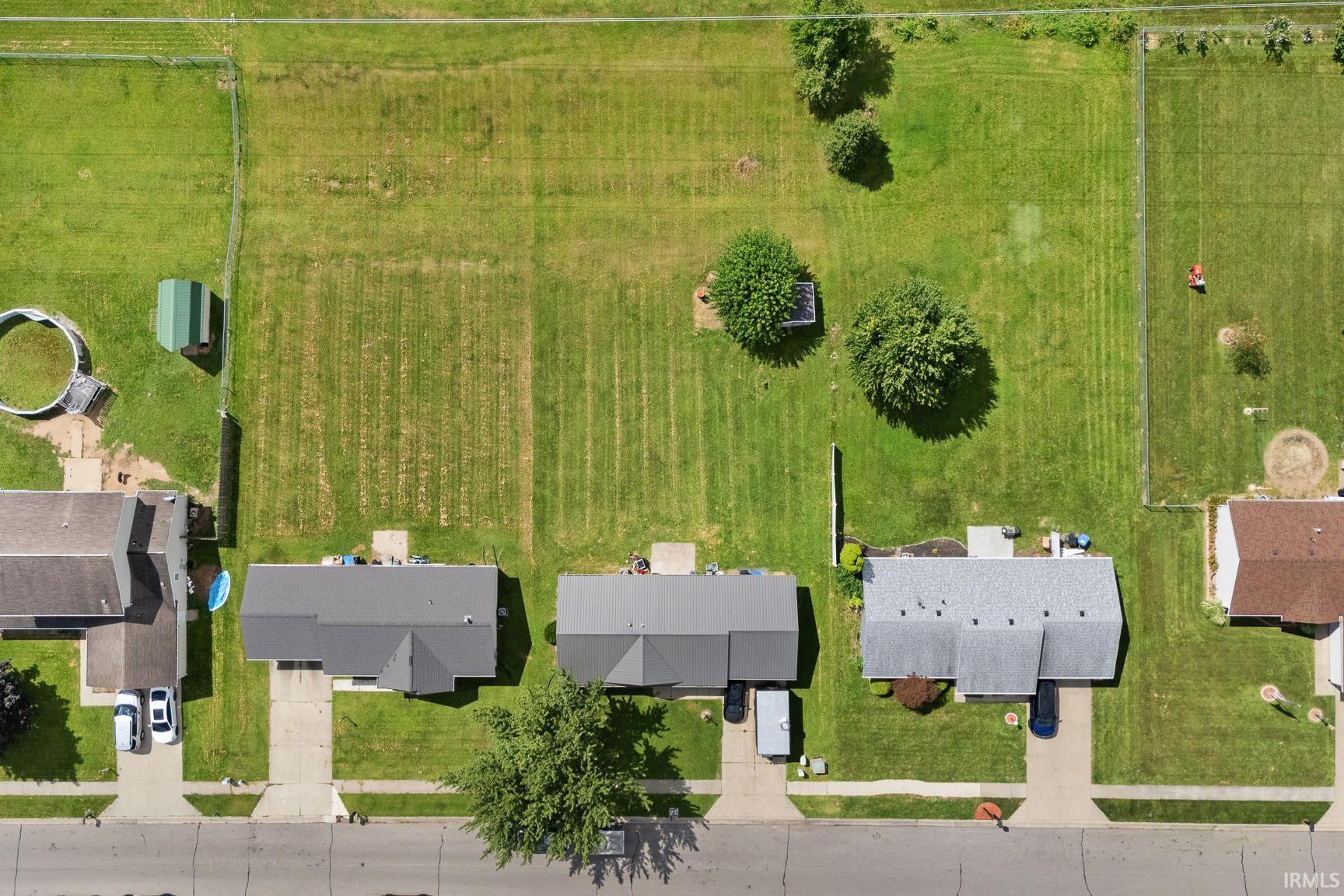1112 Harvest Drive