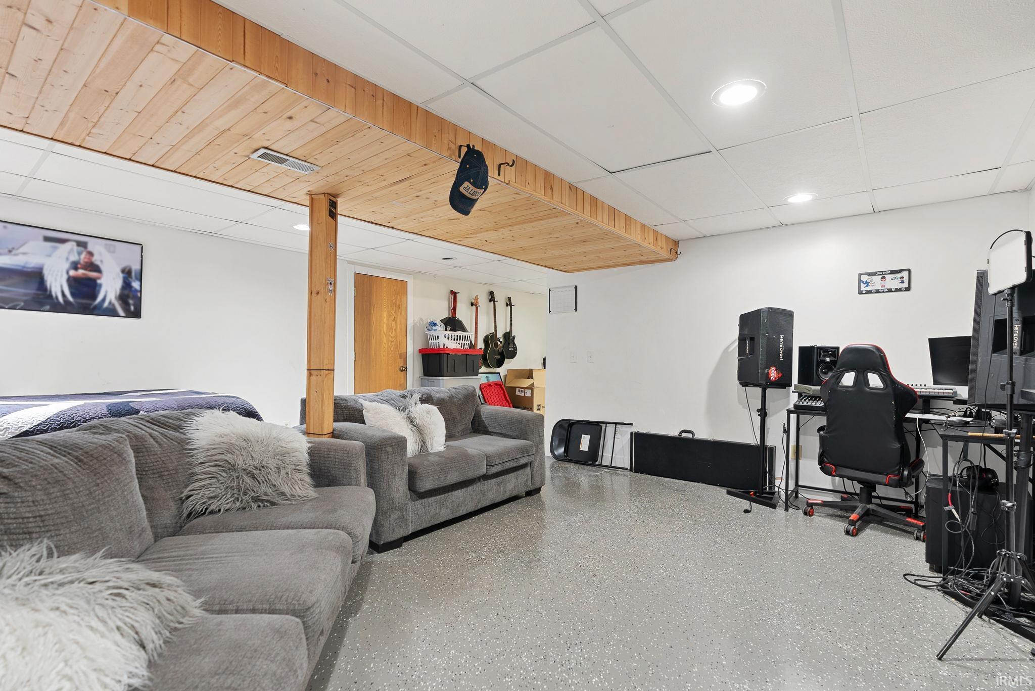 1112 Harvest Drive