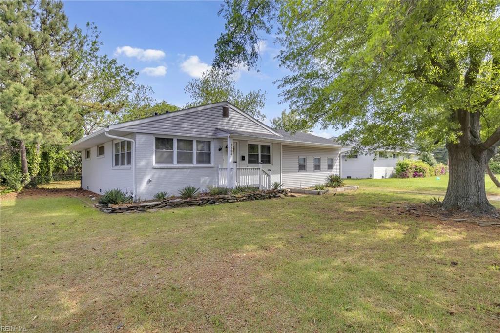 2532 E Little Creek RD
