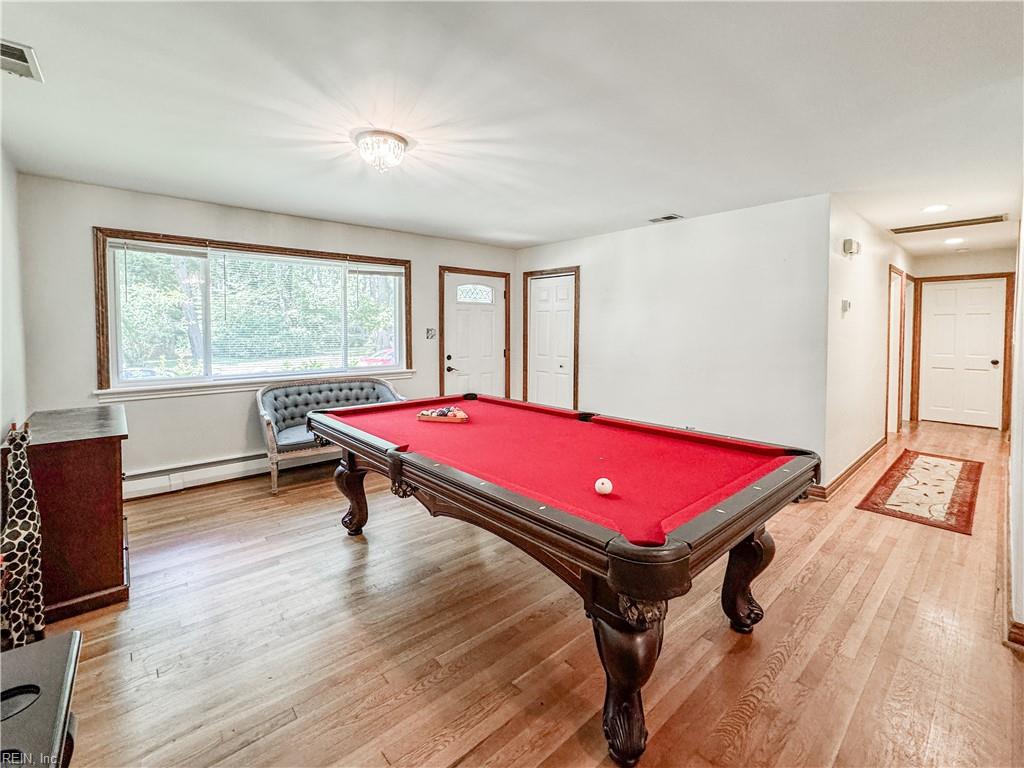 1052 Old Canterbury DR