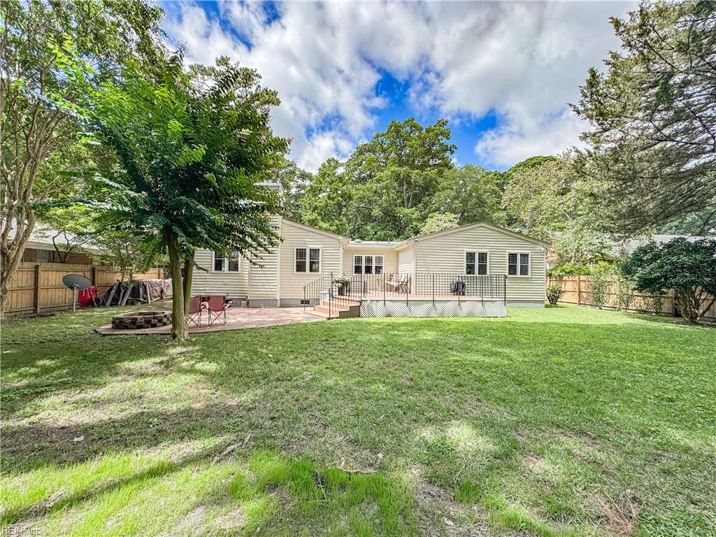 1052 Old Canterbury DR