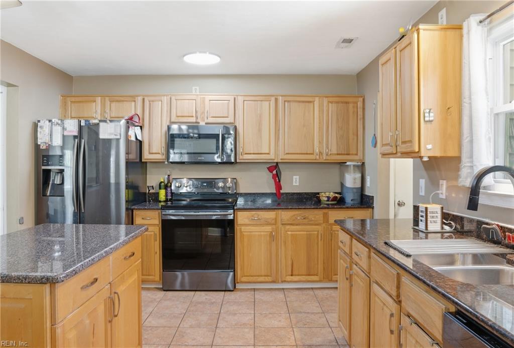 749 Willow Bend Dr DR