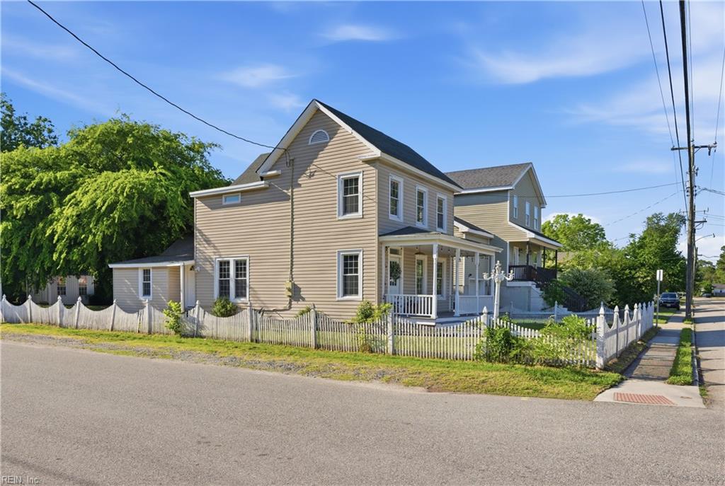 201 Beach RD