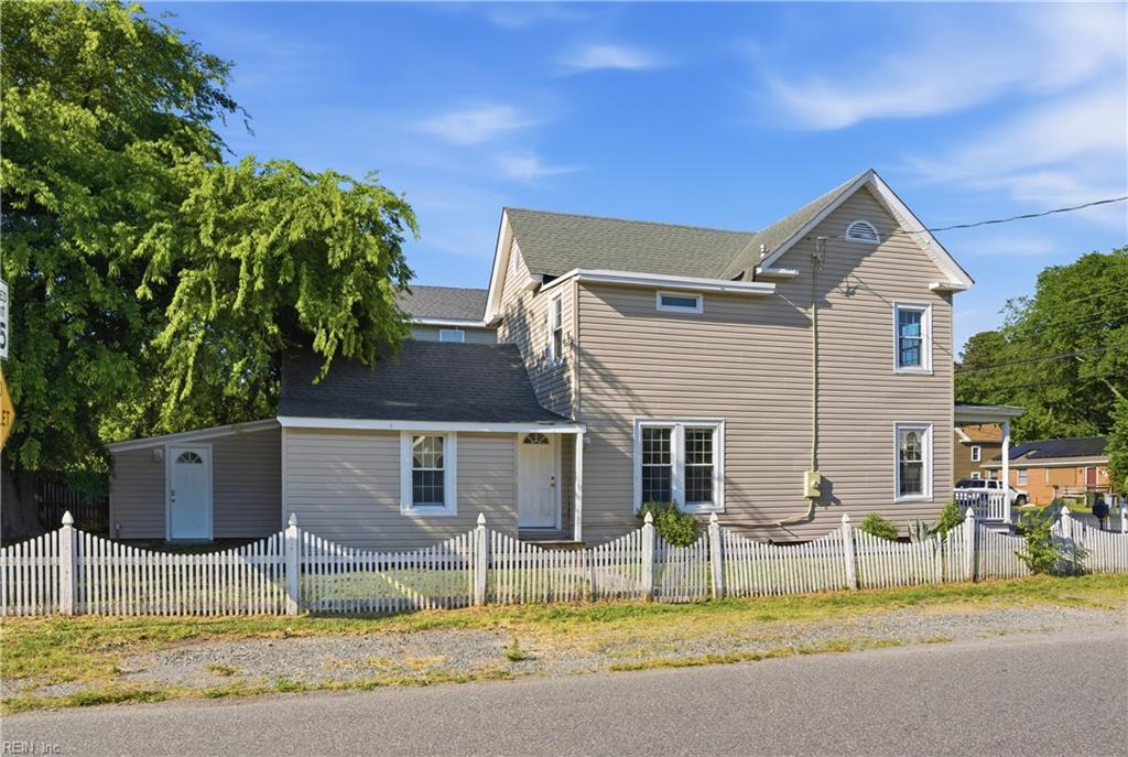 201 Beach RD