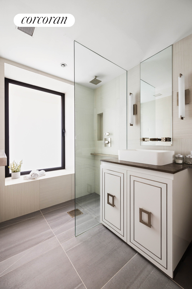 15 UNION Square W 4E