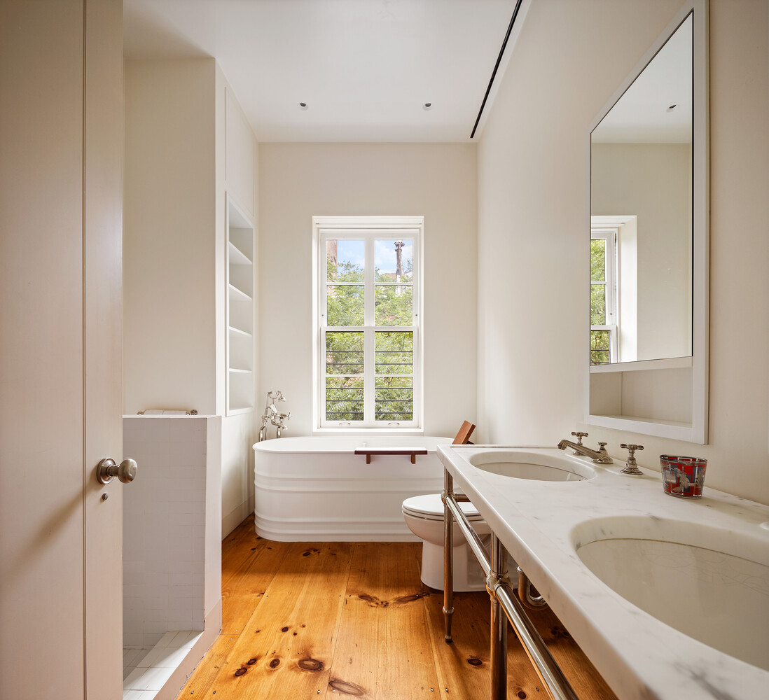 52 W 9TH Street PHDUPLEX