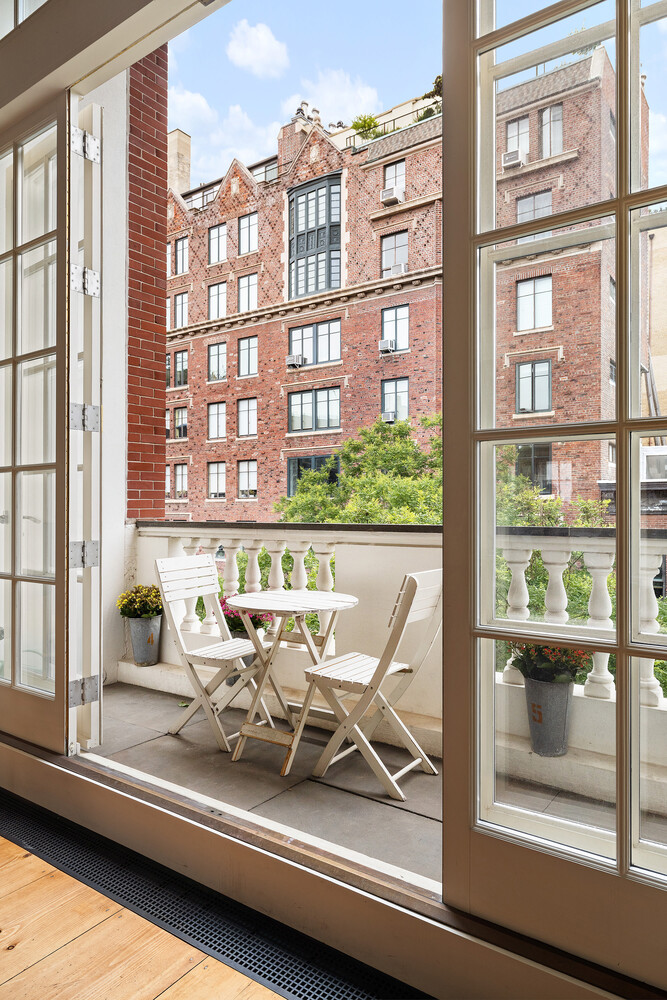 52 W 9TH Street PHDUPLEX