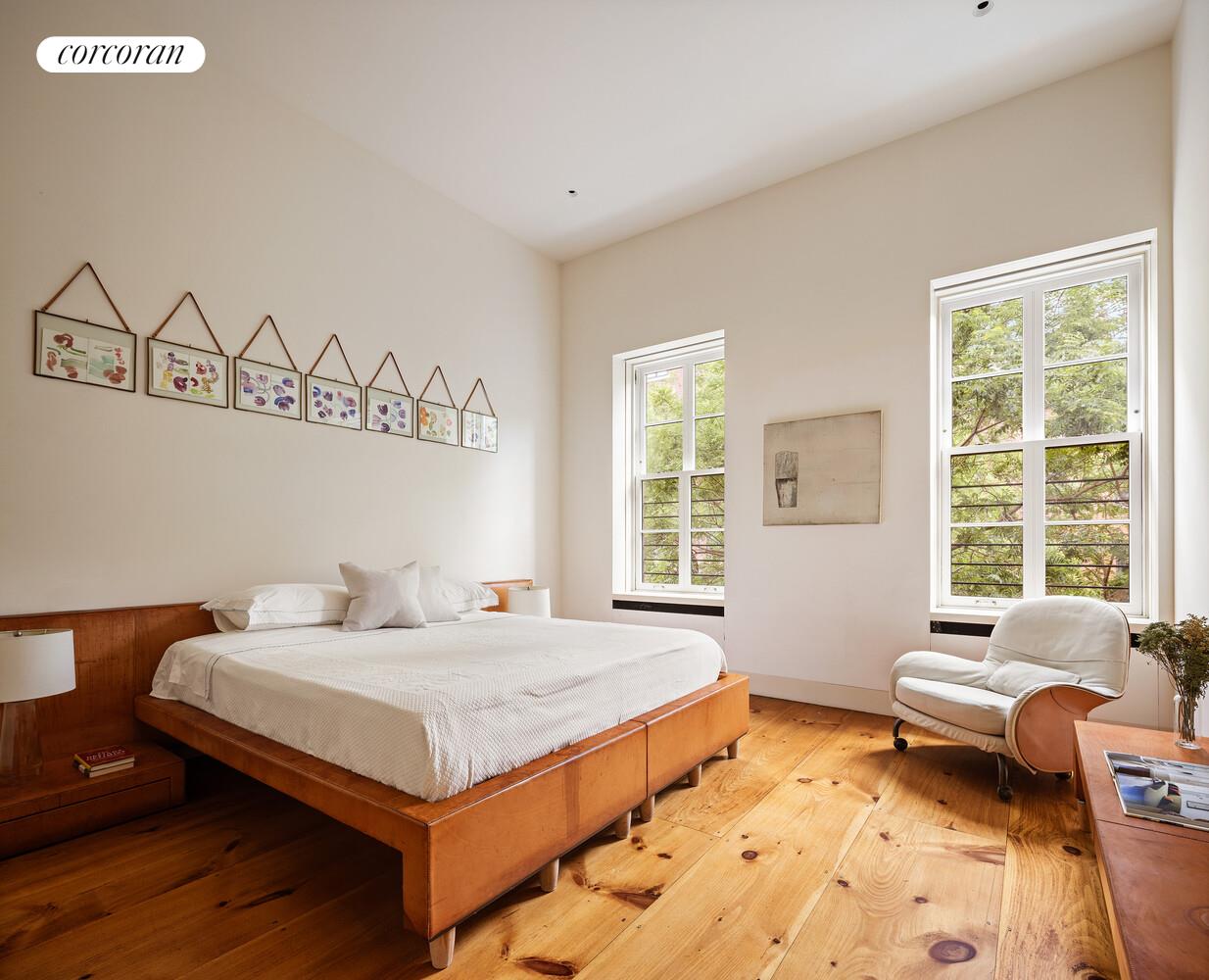 52 W 9TH Street PHDUPLEX