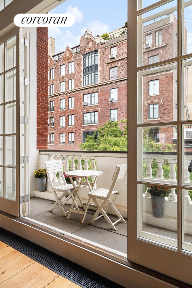 52 W 9TH Street PHDUPLEX