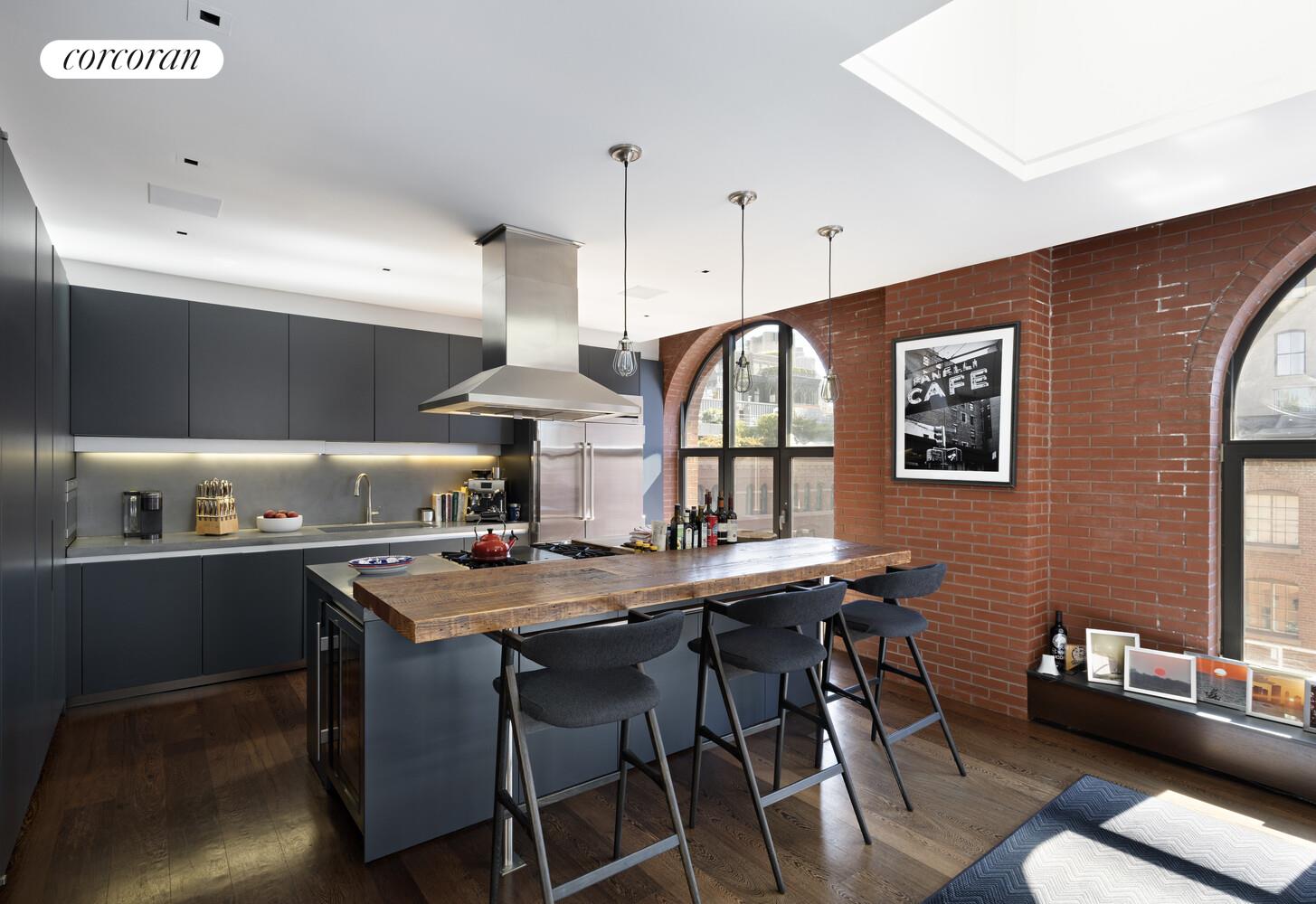 78 LAIGHT Street PENTHOUSE