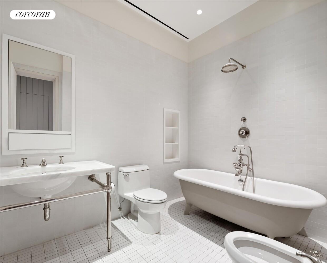 52 W 9TH Street PENTHOUSE