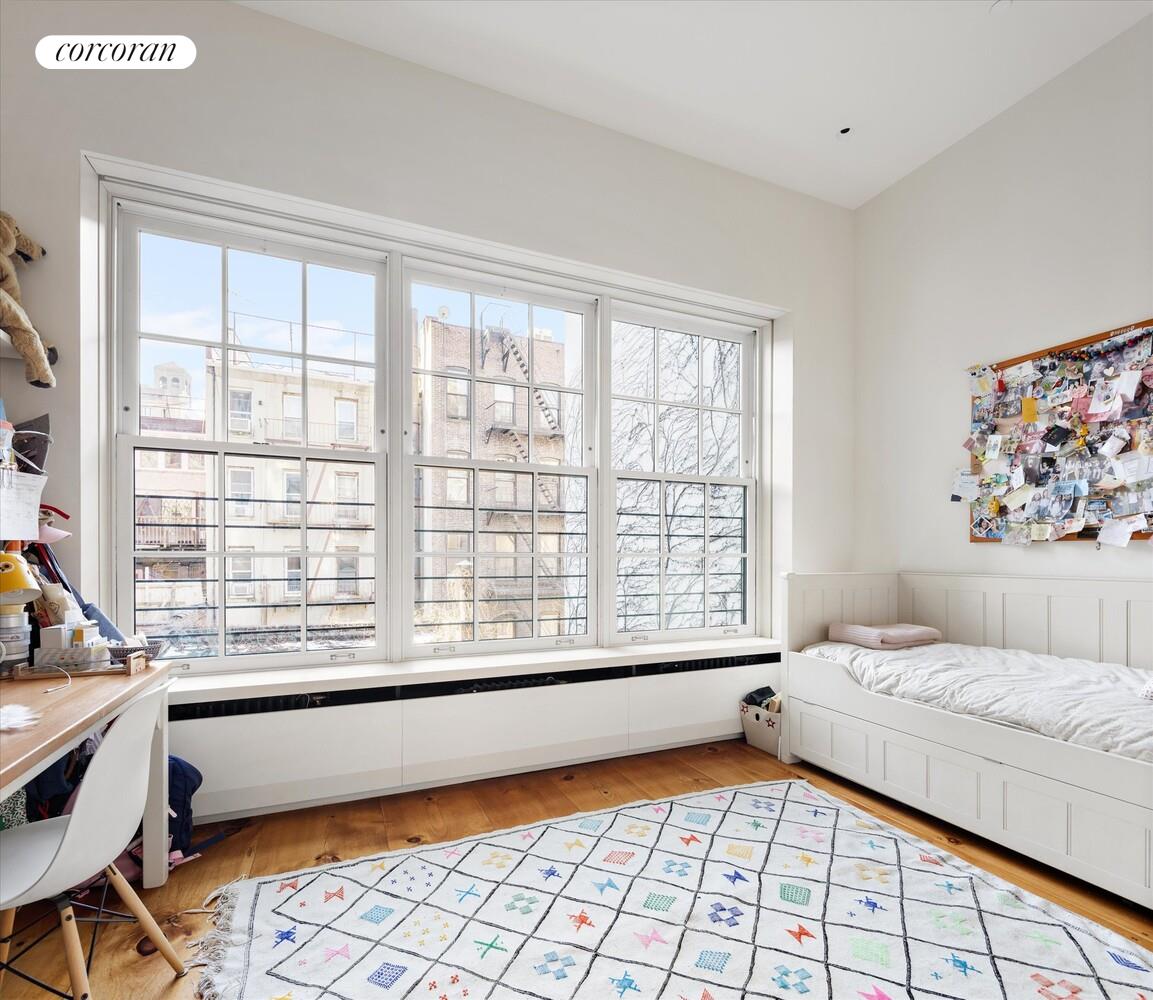 52 W 9TH Street PENTHOUSE