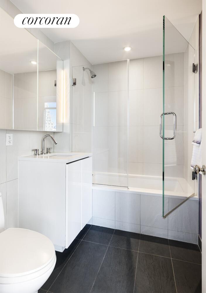 50 FRANKLIN Street 12B