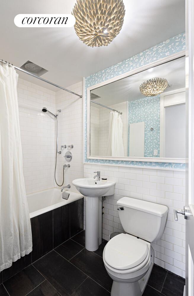 9 BARROW Street PH8CD