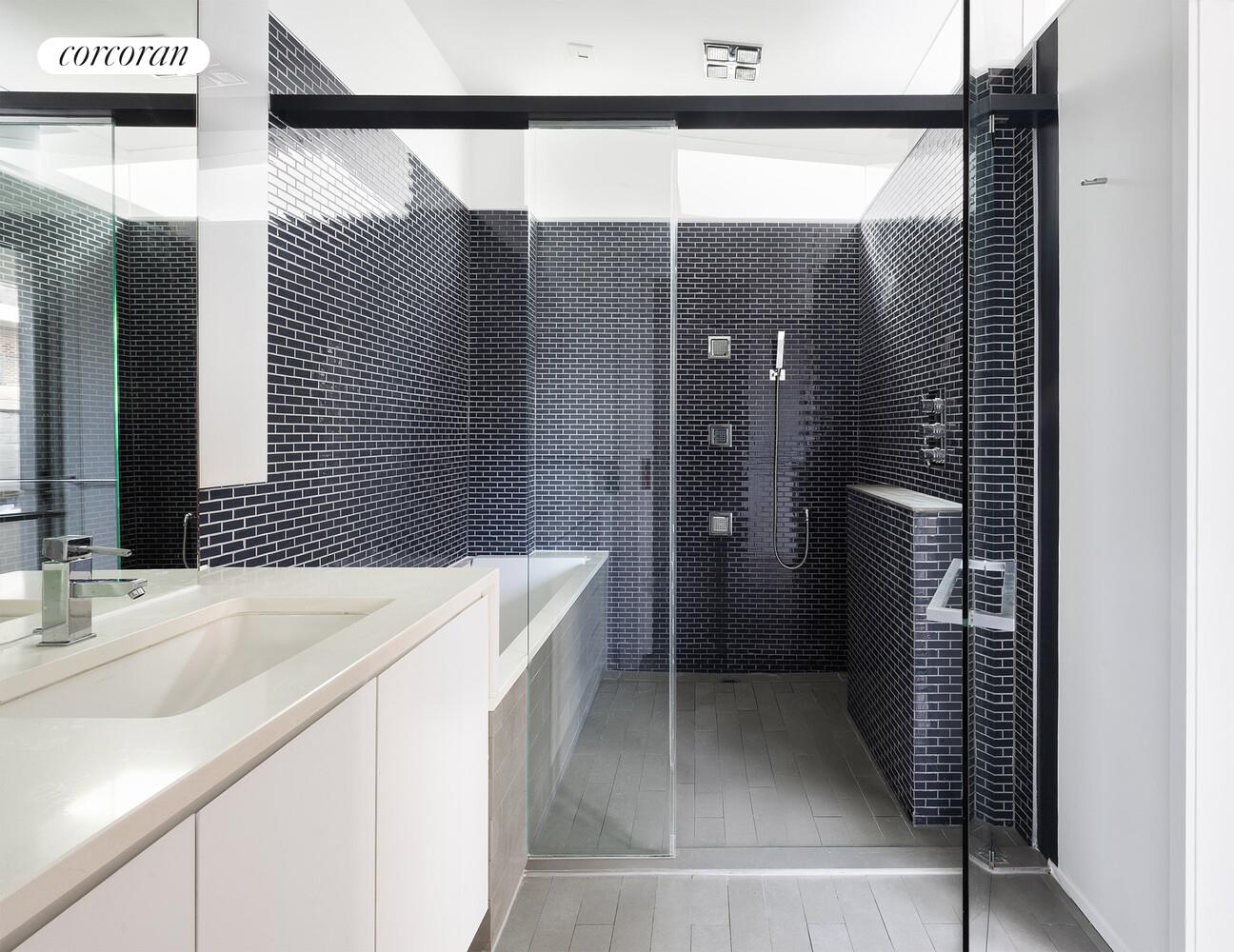 9 BARROW Street PH8CD