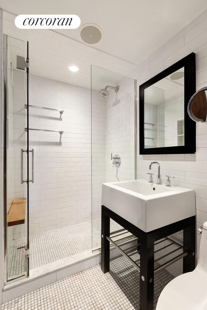 201 E 21ST Street 16C