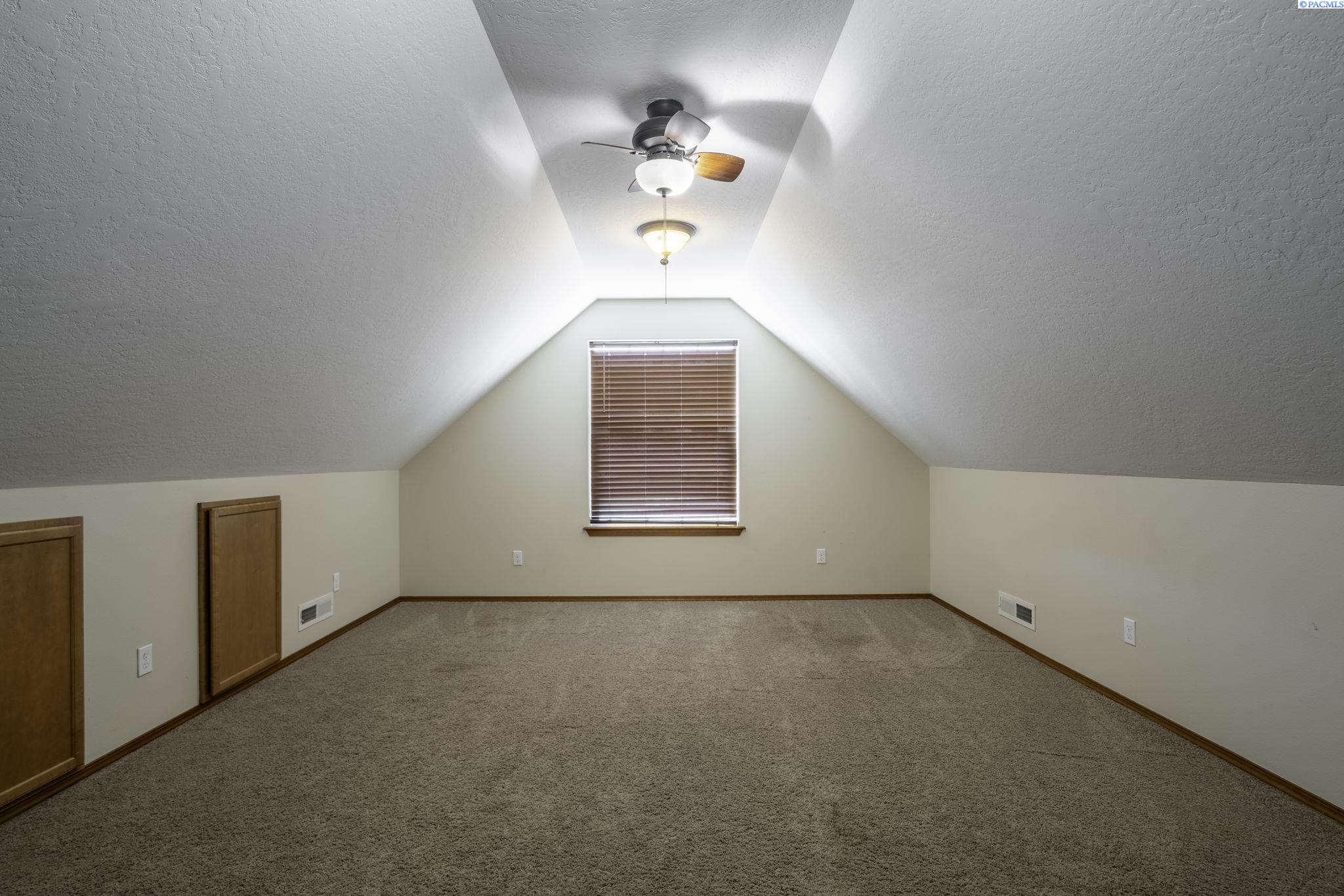 3707 Desert Plateau Dr
