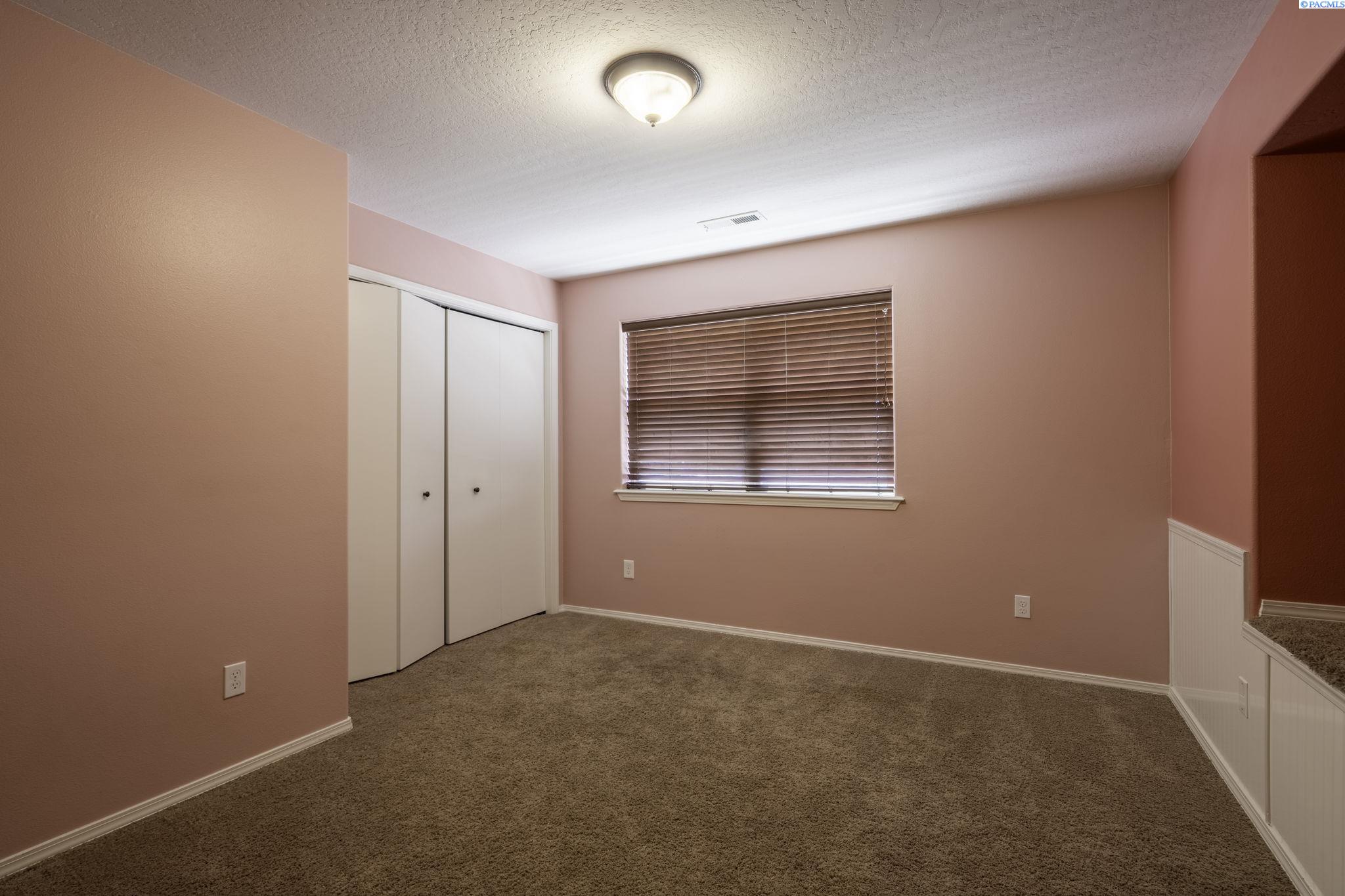 3707 Desert Plateau Dr