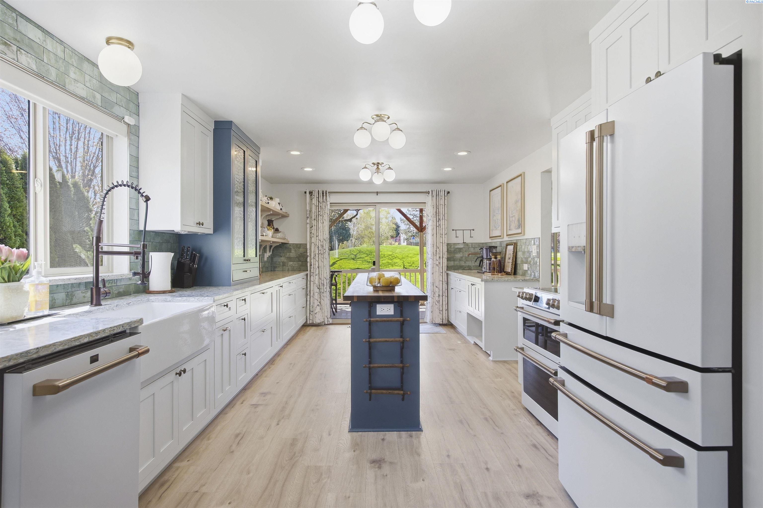241 Pinetree Lane