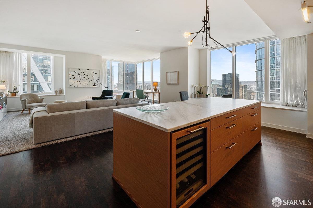 301 Mission Street # 35E