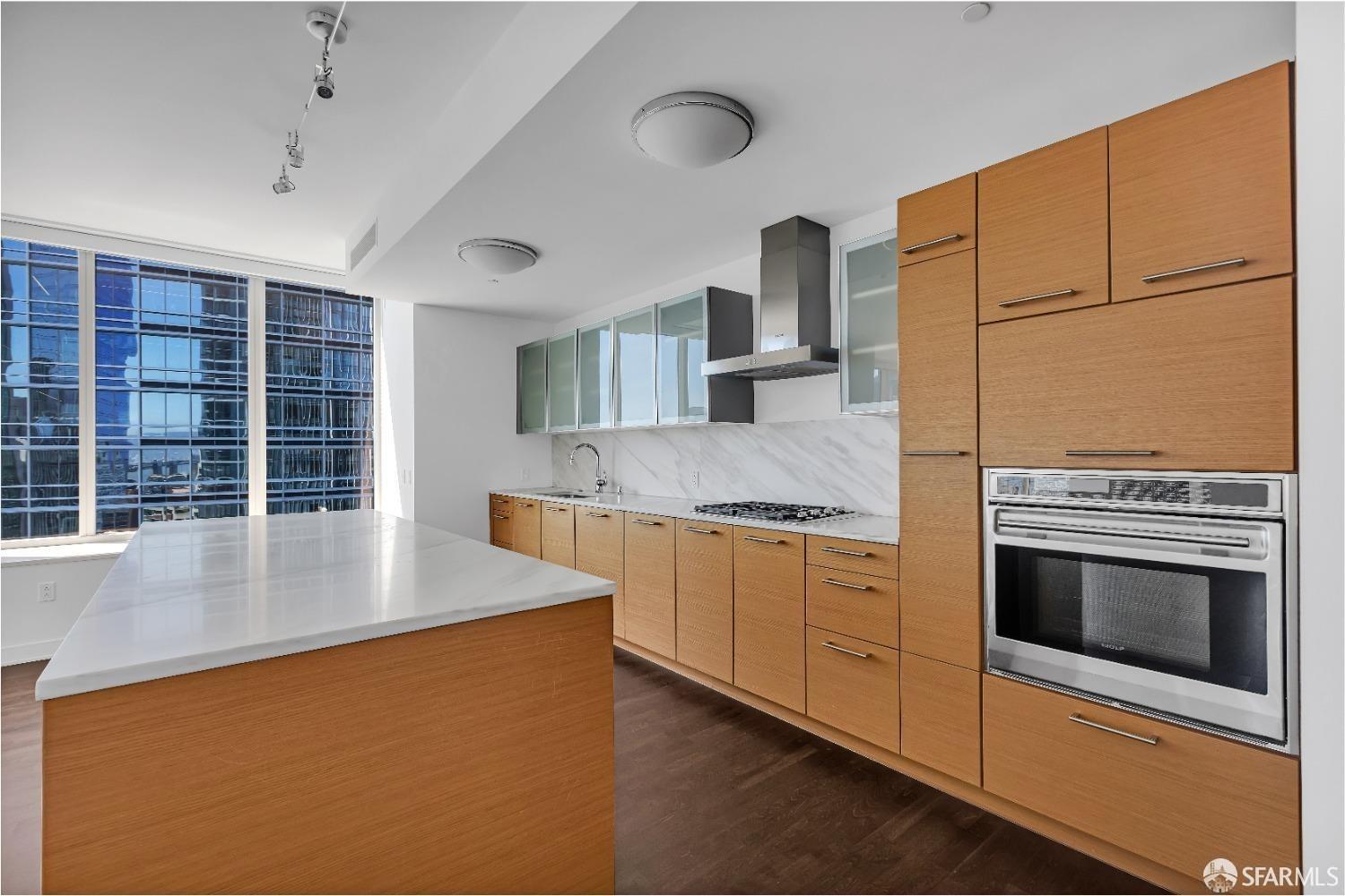301 Mission Street # 35E